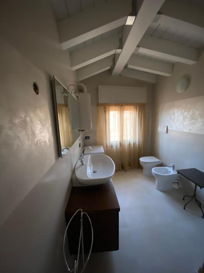 דסנזאנו דל גארדה Molino Apartments מראה חיצוני תמונה